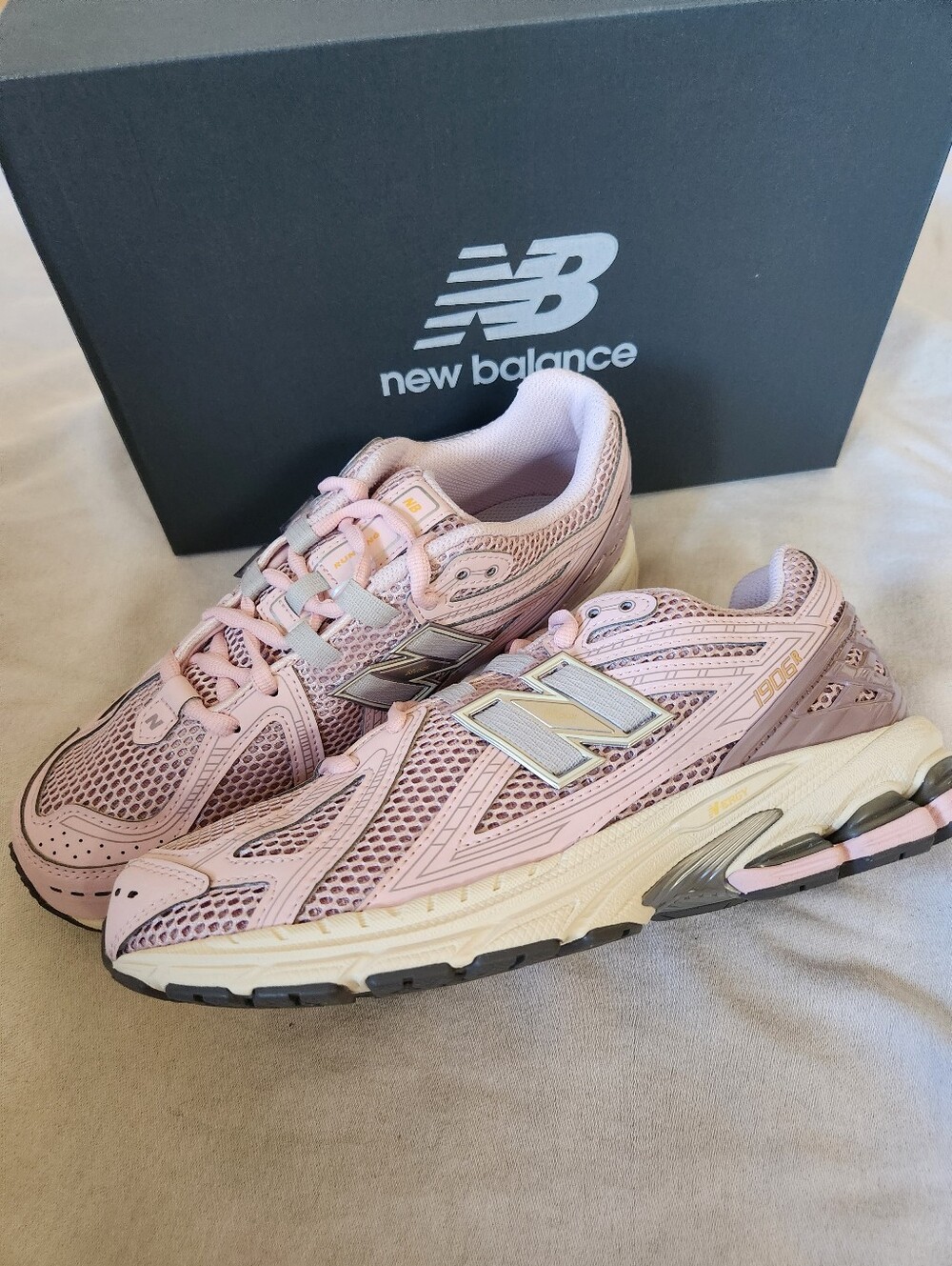 New Balance 1906 Kids 6Y Pink Purple Running Shoes GC1906CK NWT Box